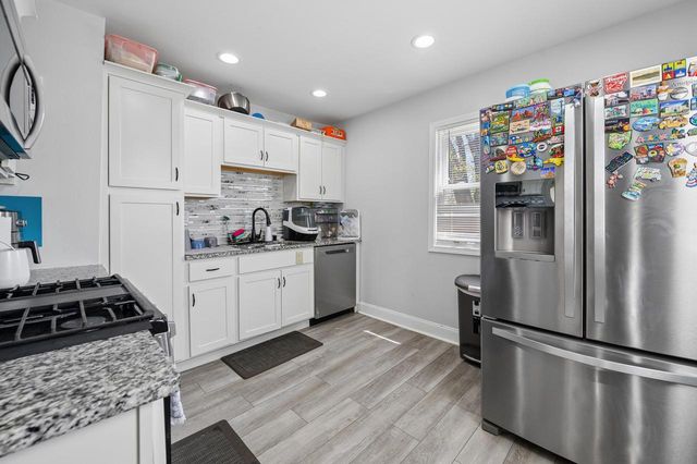 5132 N 57th STREET, Milwaukee, WI 53218