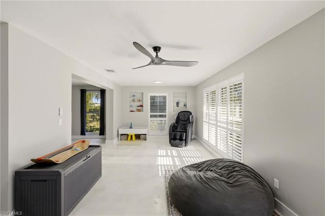 74 Aqua LN, North Fort Myers, FL 33903