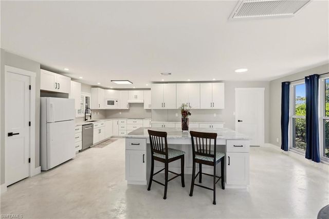 74 Aqua LN, North Fort Myers, FL 33903