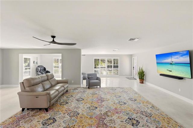 74 Aqua LN, North Fort Myers, FL 33903