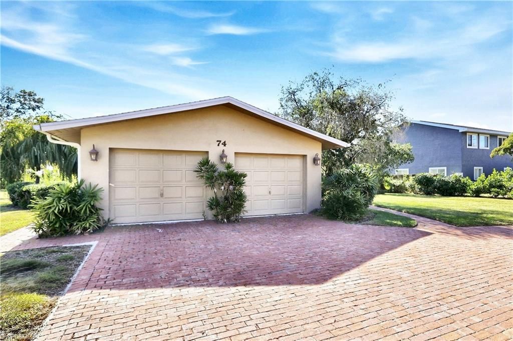 74 Aqua LN, NORTH FORT MYERS, FL 33903 — photo 4