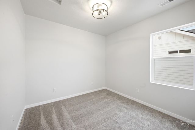 6925 S Harvest Cove Ave, Boise, ID 83709