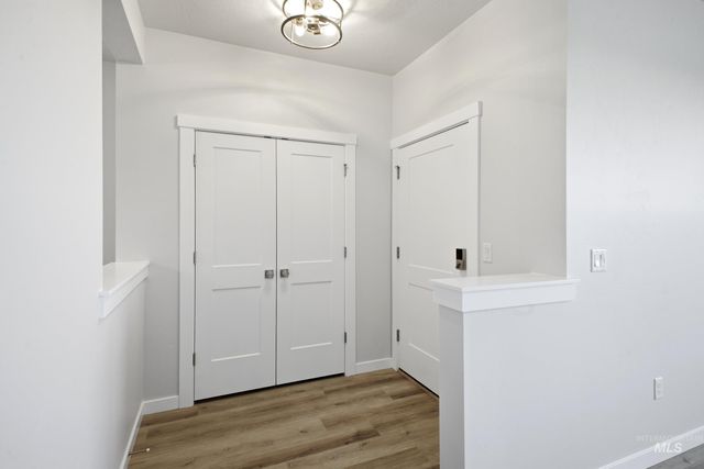 6925 S Harvest Cove Ave, Boise, ID 83709