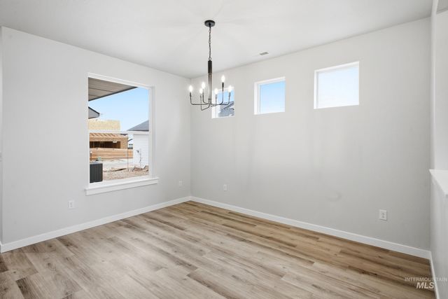 6925 S Harvest Cove Ave, Boise, ID 83709