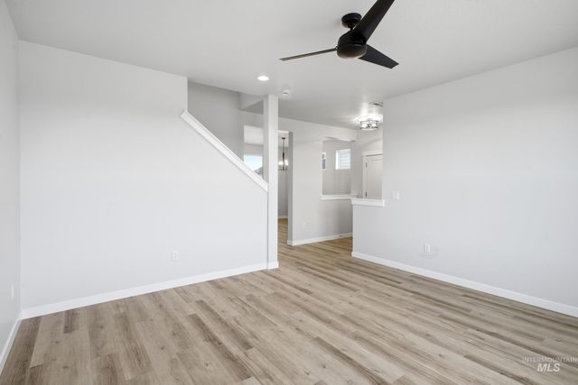 6925 S Harvest Cove Ave, Boise, ID 83709