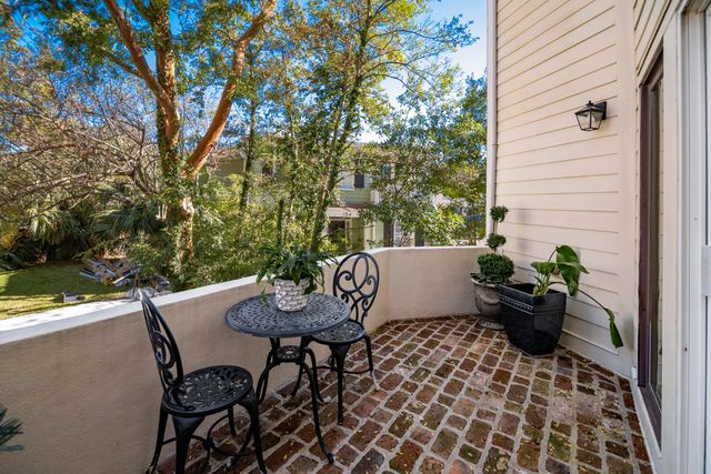 156 Tradd Street E, Charleston, SC 29401