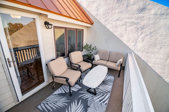 156 Tradd Street E, Charleston, SC 29401