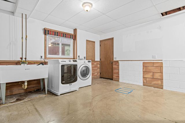 8481 142nd Street Court, Apple Valley, MN 55124