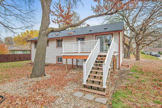 8481 142nd Street Court, Apple Valley, MN 55124