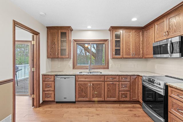 8481 142nd Street Court, Apple Valley, MN 55124