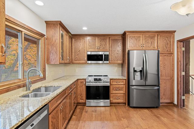 8481 142nd Street Court, Apple Valley, MN 55124