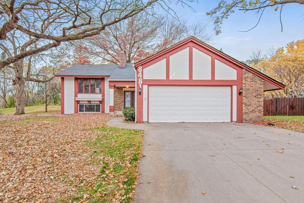 8481 142nd Street Court, Apple Valley, MN 55124