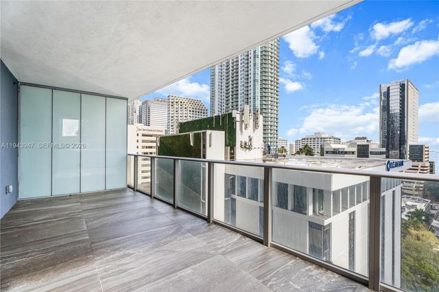 1010 Brickell Ave 1405, Miami, FL 33131