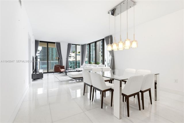 1010 Brickell Ave 1405, Miami, FL 33131