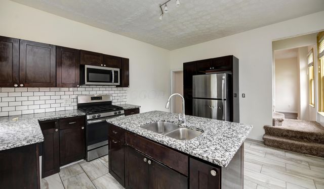 683-685 S Champion Avenue, Columbus, OH 43205