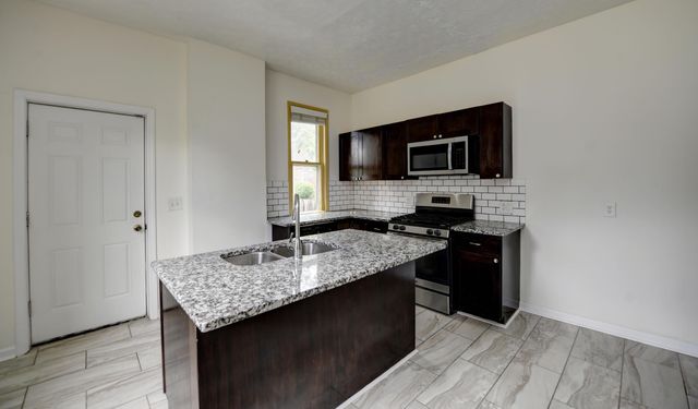 683-685 S Champion Avenue, Columbus, OH 43205