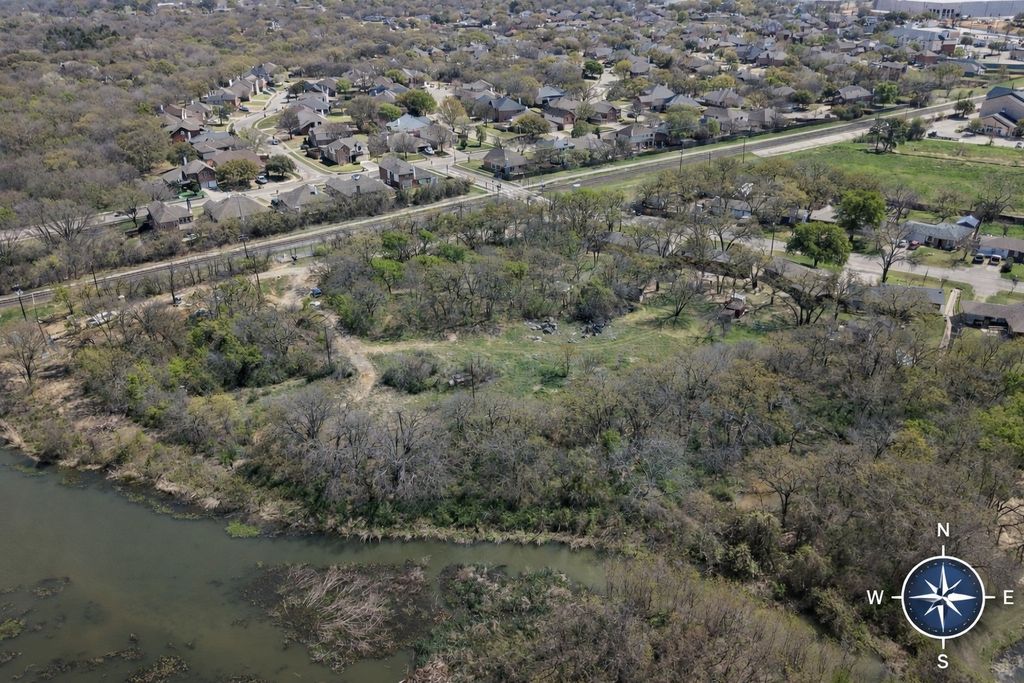 TBD Burl St., Corinth, TX 76208 — photo 4