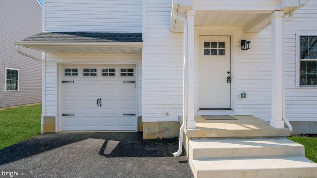 108 PATTERSON RD, Aston, PA 19014