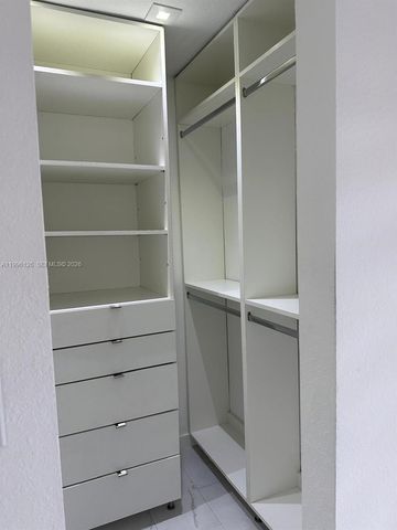 1295 SE 9th Pl 1295, Homestead, FL 33035