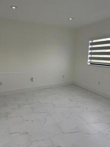 1295 SE 9th Pl 1295, Homestead, FL 33035