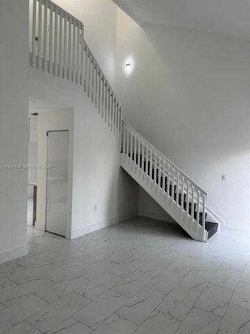 1295 SE 9th Pl 1295, Homestead, FL 33035