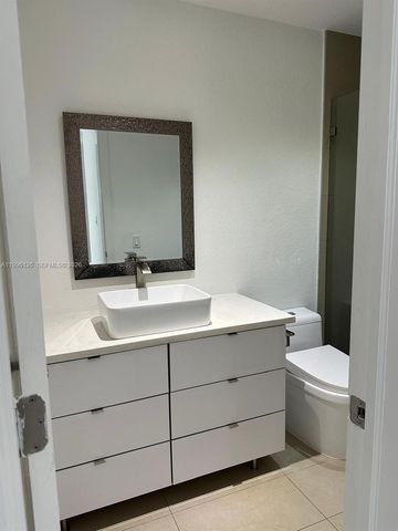 1295 SE 9th Pl 1295, Homestead, FL 33035