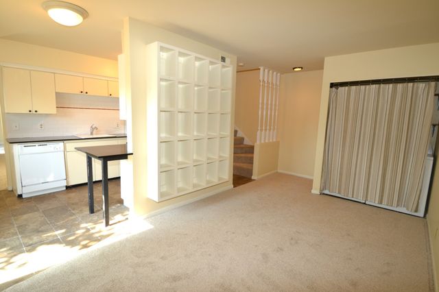 1900 Richard Jones Rd Apt V2, Nashville, TN 37215