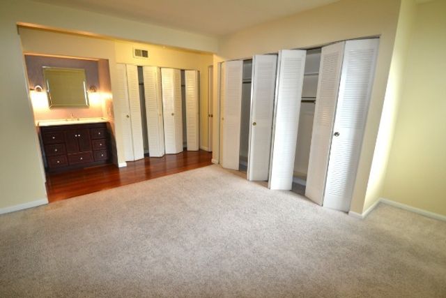 1900 Richard Jones Rd Apt V2, Nashville, TN 37215