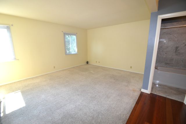 1900 Richard Jones Rd Apt V2, Nashville, TN 37215