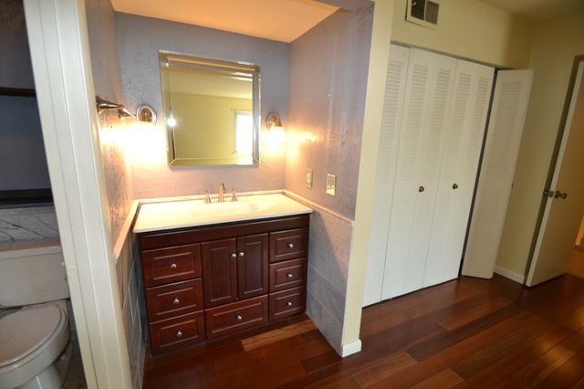 1900 Richard Jones Rd Apt V2, Nashville, TN 37215