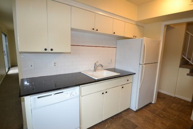 1900 Richard Jones Rd Apt V2, Nashville, TN 37215