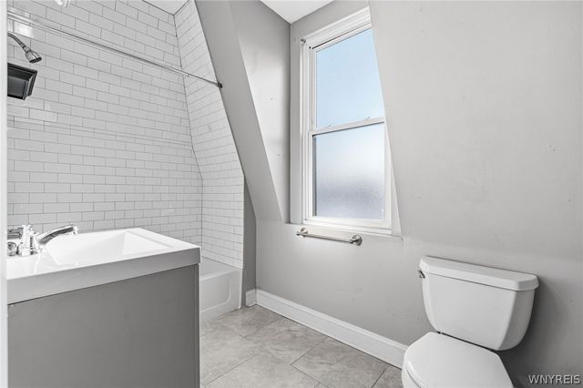 2111 Seneca Street 3, Buffalo, NY 14210