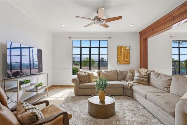 2044 Calle Yucca, Thousand Oaks, CA 91360