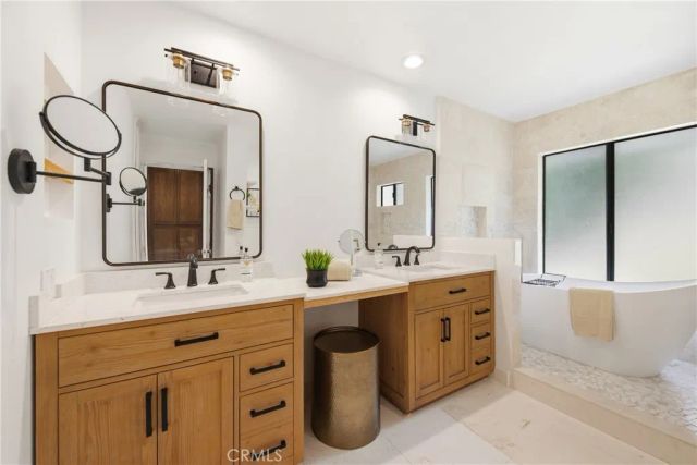 2044 Calle Yucca, Thousand Oaks, CA 91360