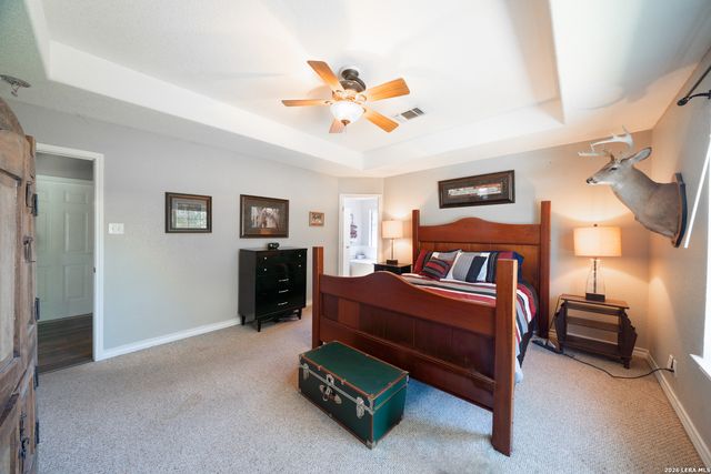 312 Rose Garden, La Vernia, TX 78121