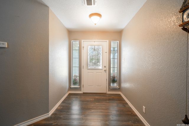 312 Rose Garden, La Vernia, TX 78121