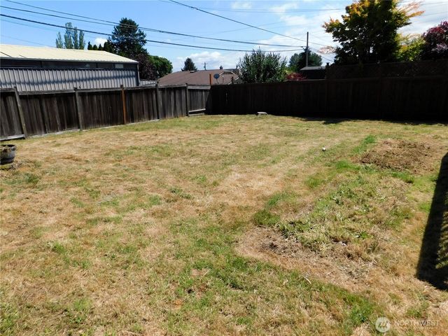 4301 S 4th Avenue, Everett, WA 98203
