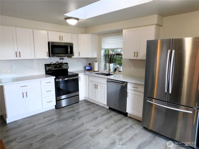 4301 S 4th Avenue, Everett, WA 98203