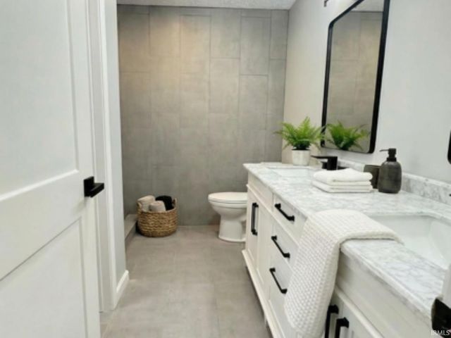 1020 E 1020 Hornbeam Circle, Lafayette, IN 47905