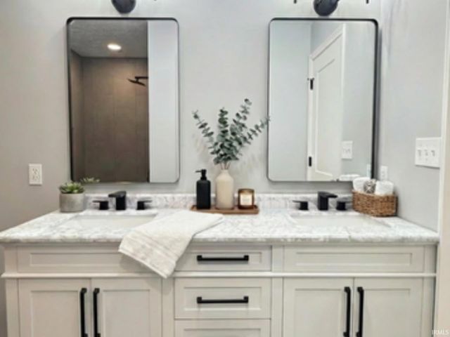 1020 E 1020 Hornbeam Circle, Lafayette, IN 47905