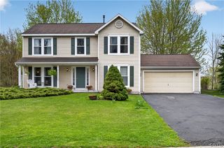 55 Chaucer Circle, Lysander, NY 13027