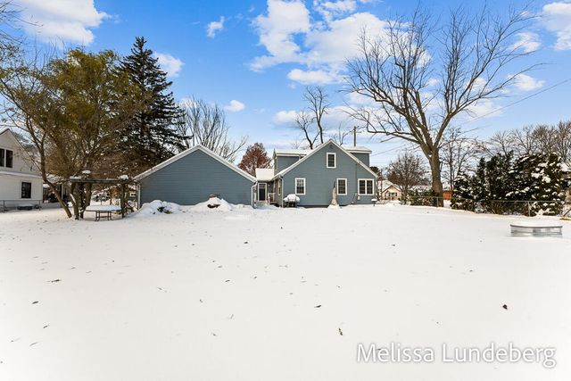 220 Barber Street, Spring Lake, MI 49456