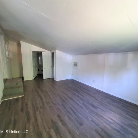 2217 32nd Street, Gulfport, MS 39501