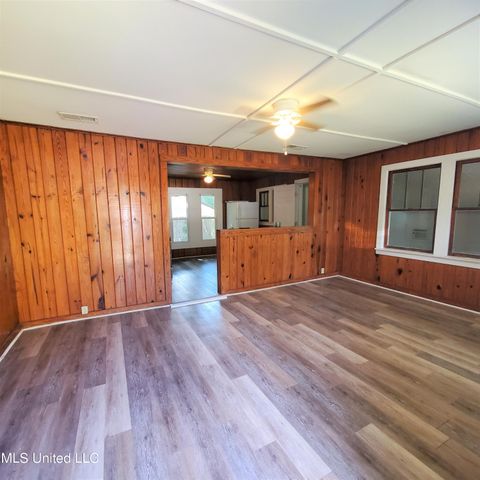 2217 32nd Street, Gulfport, MS 39501