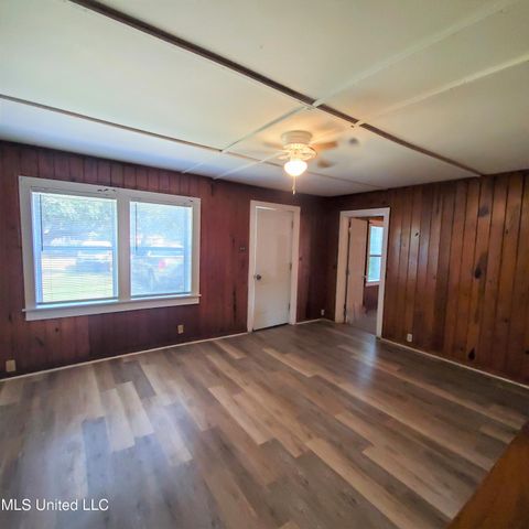 2217 32nd Street, Gulfport, MS 39501