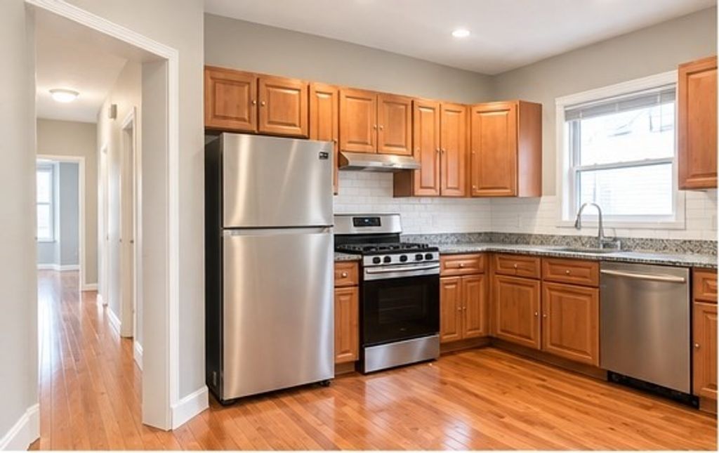 66 Clarkson St 2, Boston, MA 02127