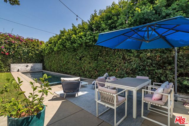 3728 S Barrington Avenue, Los Angeles, CA 90066