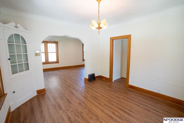 3329 Hickory Street, Omaha, NE 68105