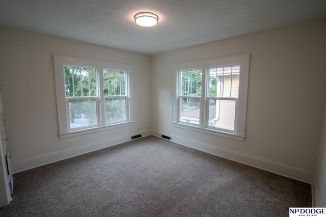 3329 Hickory Street, Omaha, NE 68105