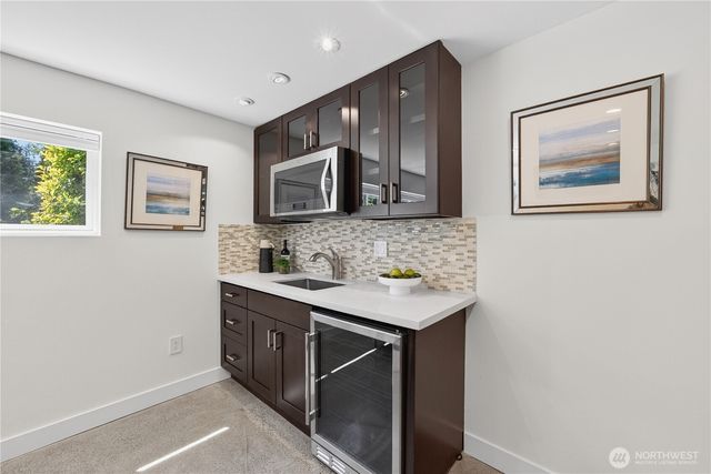 19927 89th Place W, Edmonds, WA 98026